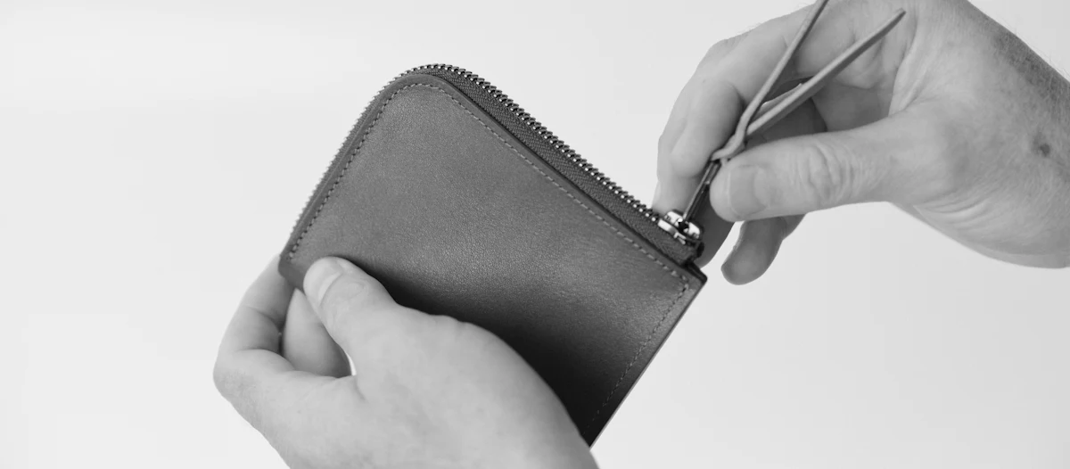 Zip Luxe V2 Wallet, Natural Shell Cordovan - MAKR